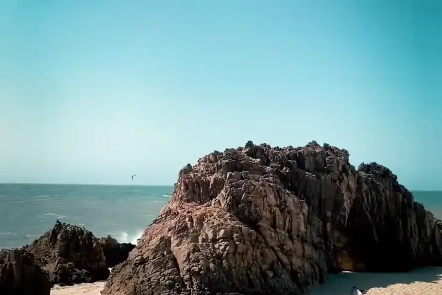 Praia da Pedra Furada, em Jericoacoara